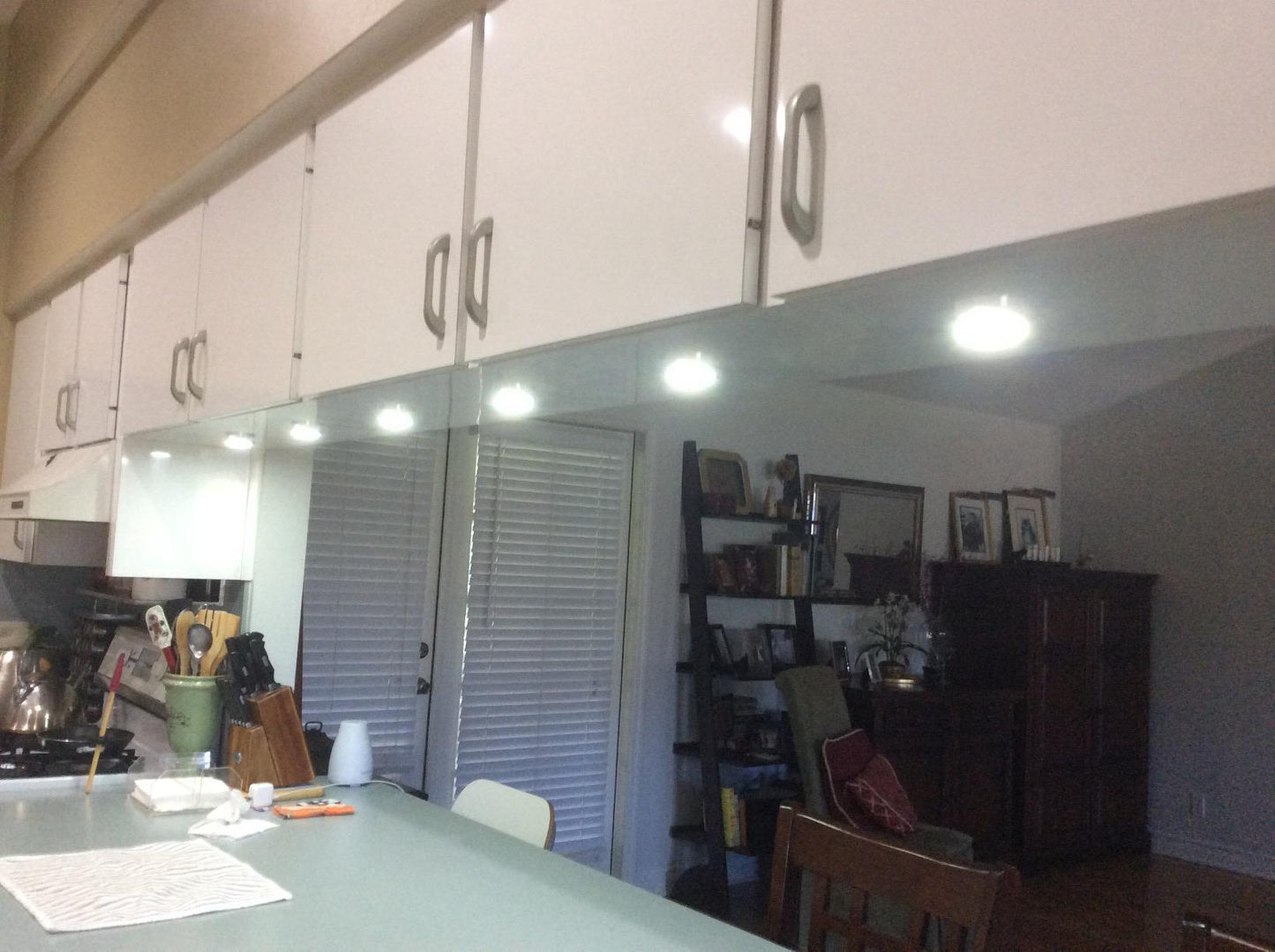 Dimmable Under Cabinet Light, Set of 4 Puck Lights, 8W 680LM